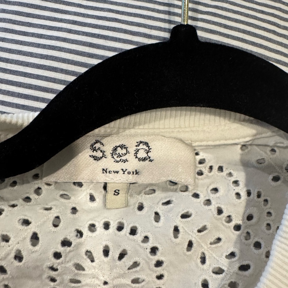 Sea NY Vienne Eyelet Flutter Sleeve Top SIZE SMALL S